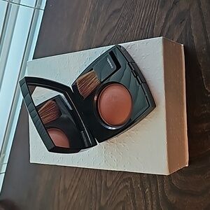 CHANEL Powder Blush 260 Alezane